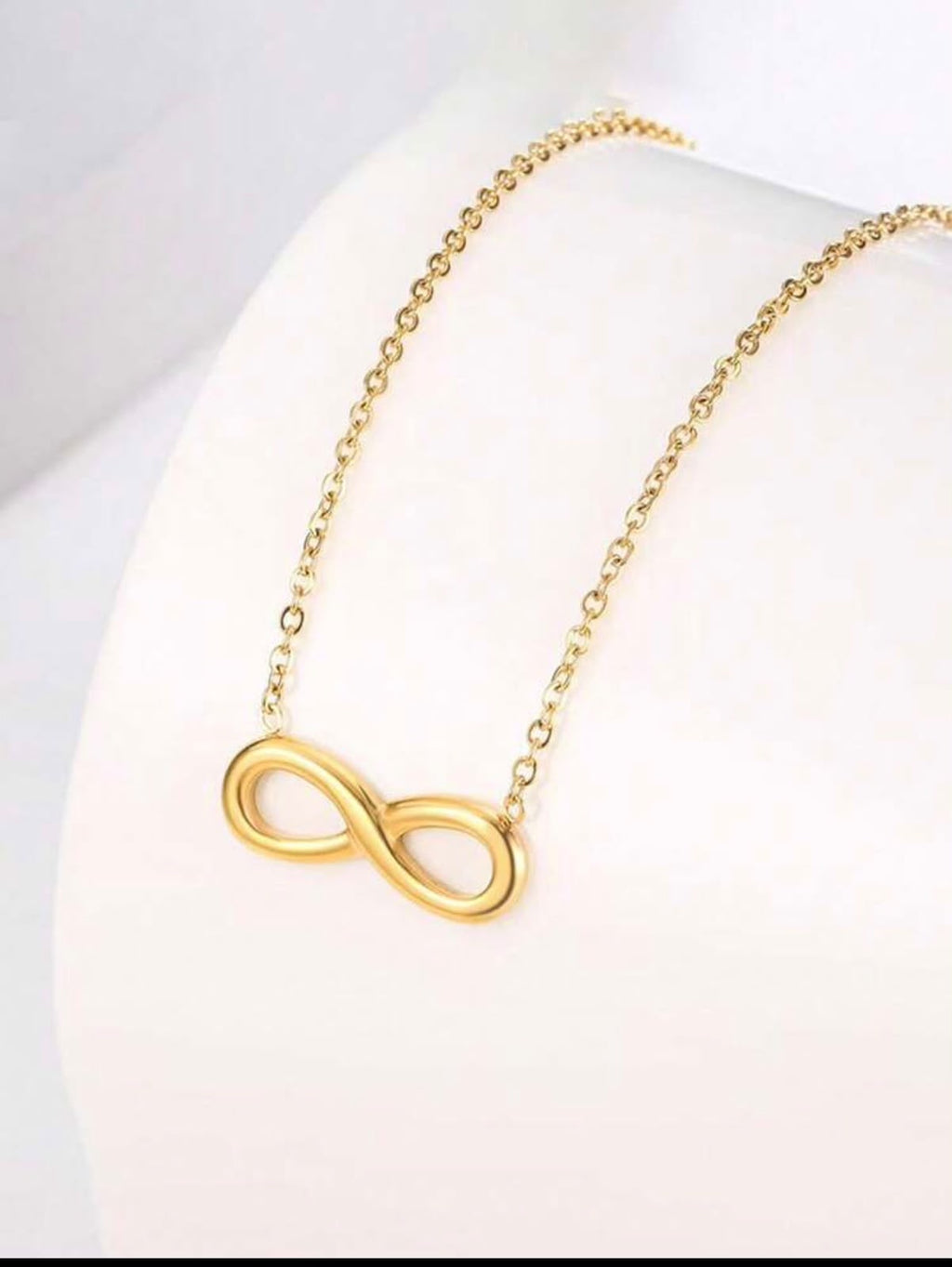 Jewelry necklace